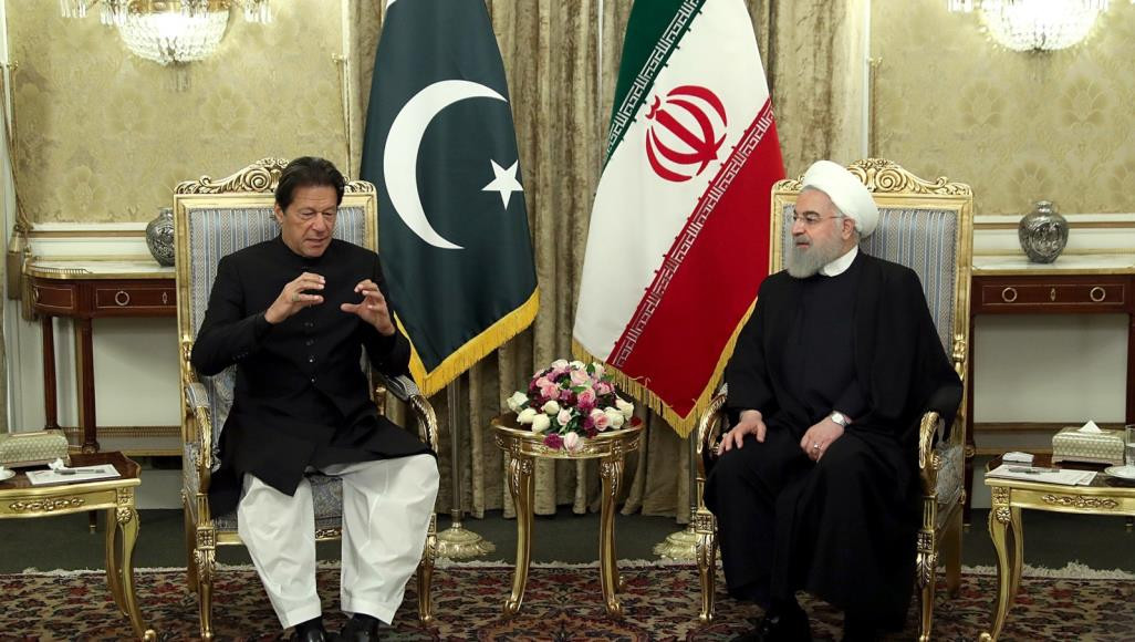 باكستان: لا نريد حربا بين السعودية وإيران