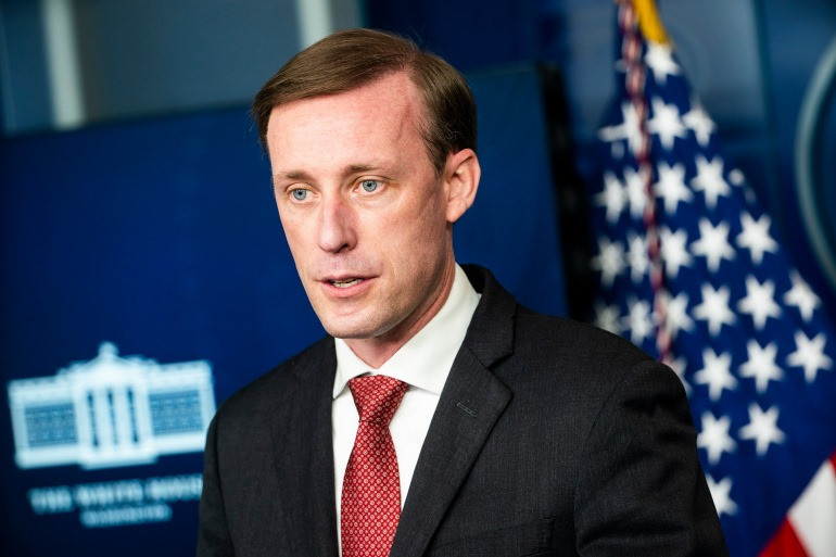 عبر وسطاء.. البيت الأبيض يعلن عن بدء اتصالات دبلوماسية مع إيران