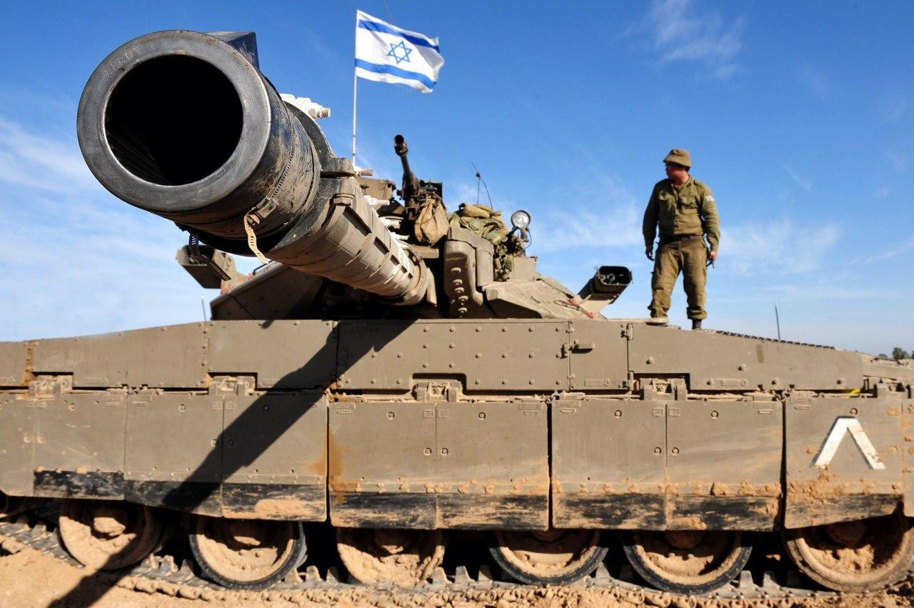 التوترات المشبوهة بين إيران وإسرائيل في الجنوب السوري.. الأسباب والأبعاد