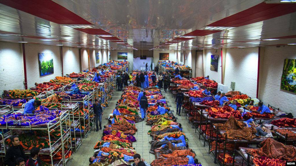 ارتفاع نسبة النساء المشردات في إيران