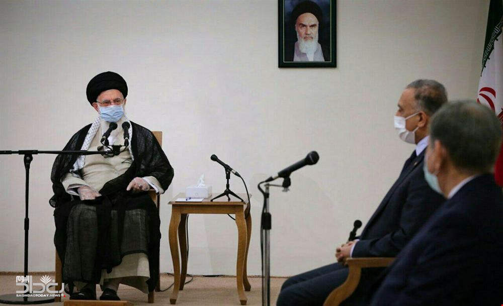 خلال لقائه مع "الكاظمي".. "خامـنئي" يهدد أمريكا