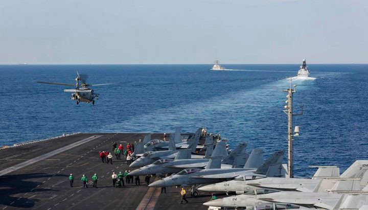 إيران تكشف عن قاعدة عسكرية بحرية شرق مضيق هرمز