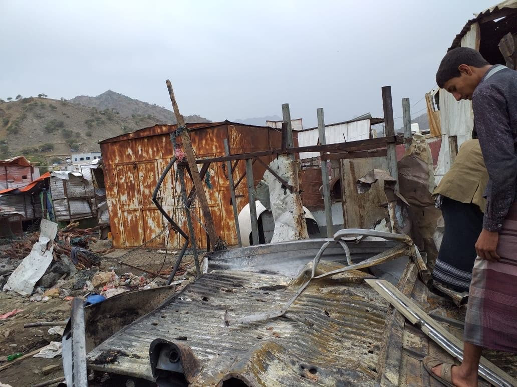 صواريخ الحوثي تقتل 10 مدنيين في سوق بصعدة