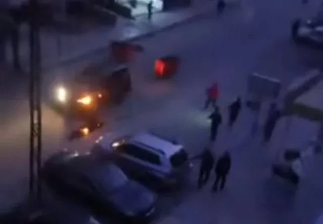 تصاعد الهجمات الأمنية لفلول نظام الأسد في اللاذقية وريفها وتعزيزات عسكرية ضخمة