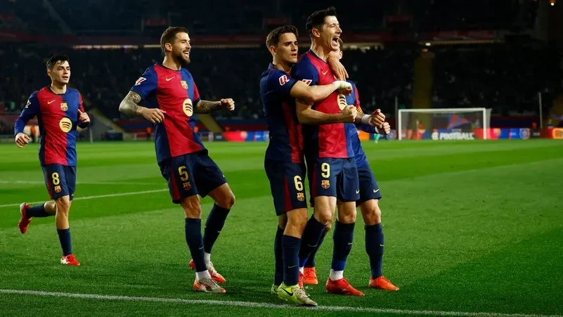 برشلونة يهزم رايو فايكانو ويعود إلى صدارة الدوري الإسباني